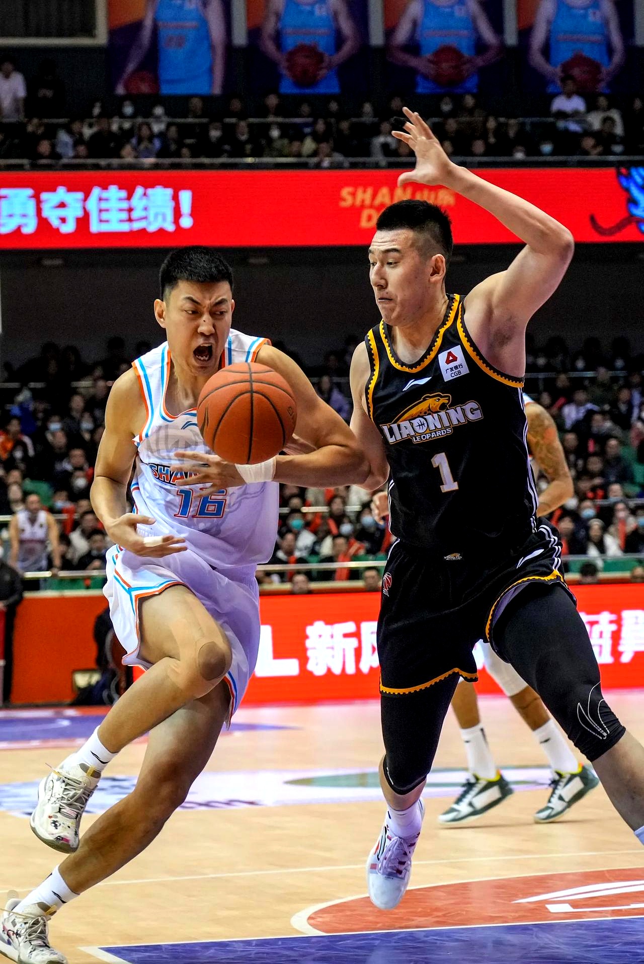 开云体育APP下载-冷静与激情交织！CBA完美收官