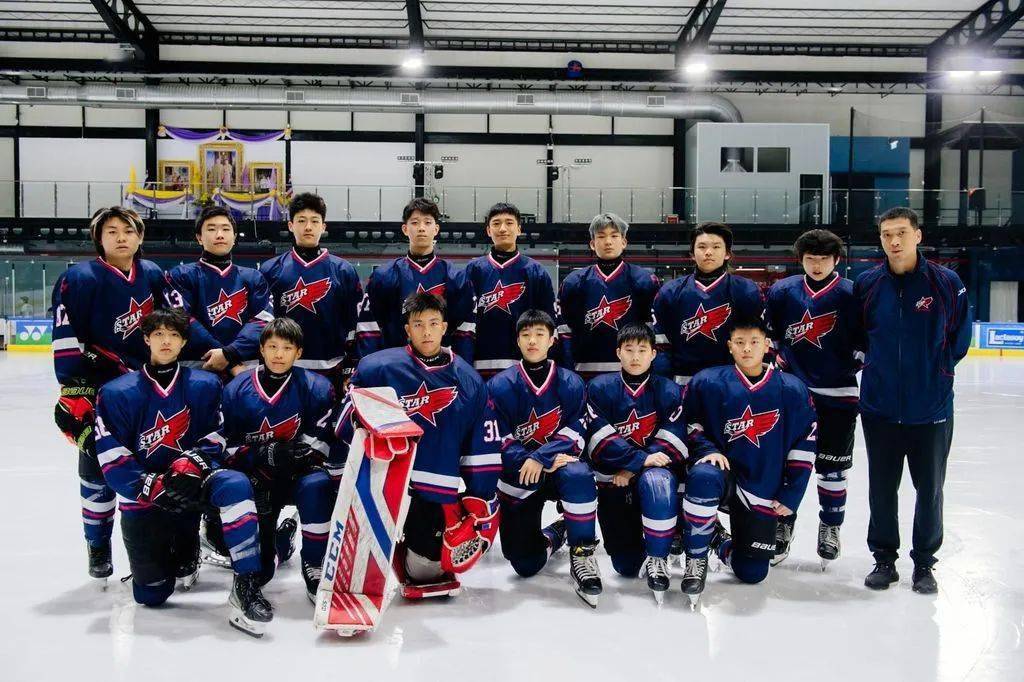 关于火力全开！冰球比赛数据创纪录的信息