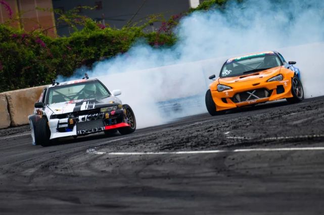 开云体育入口-包含最新战报：赛车豪取连胜，冠军在望的词条