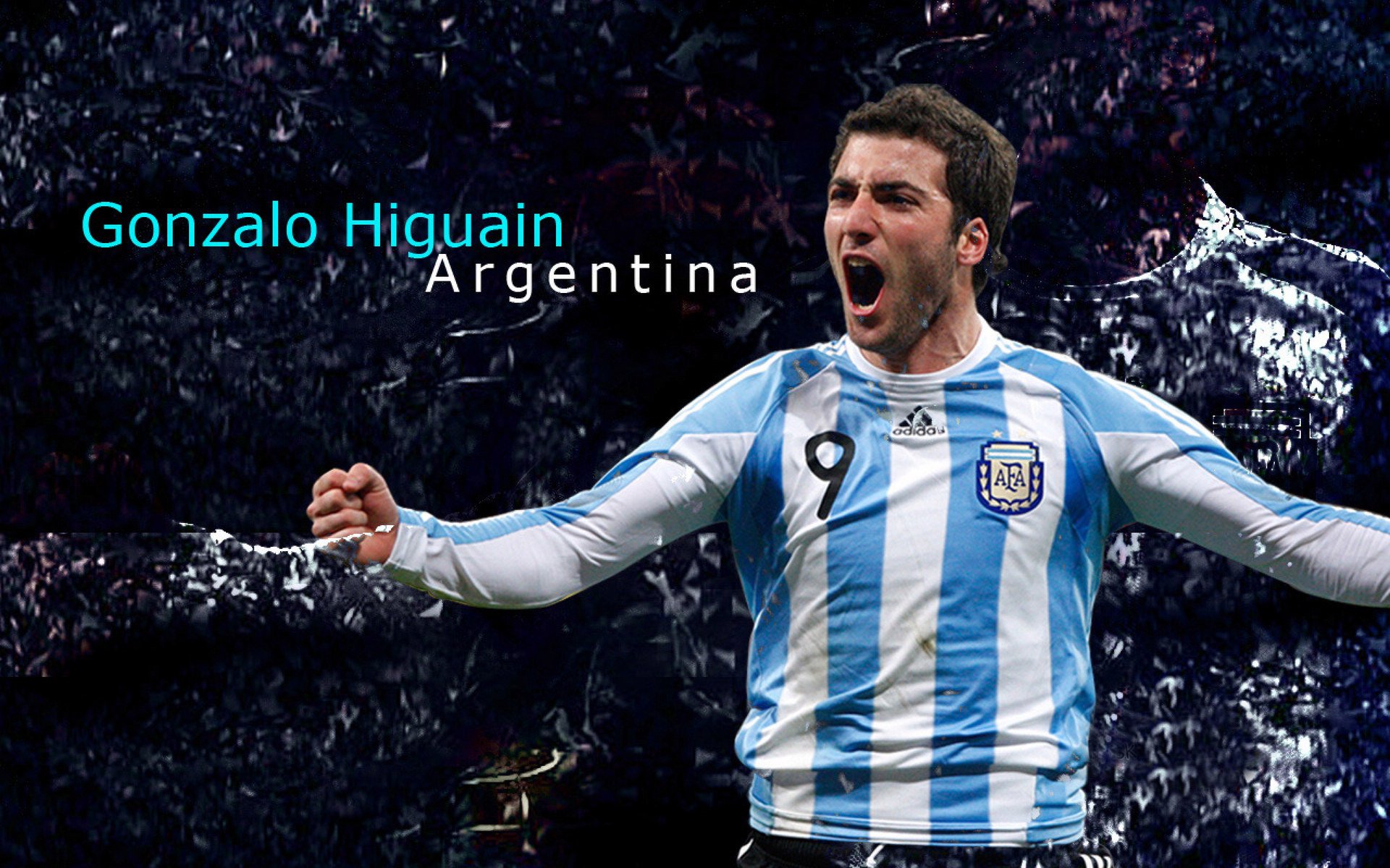 唯一不败的夜，球场上的雨、灯光与人