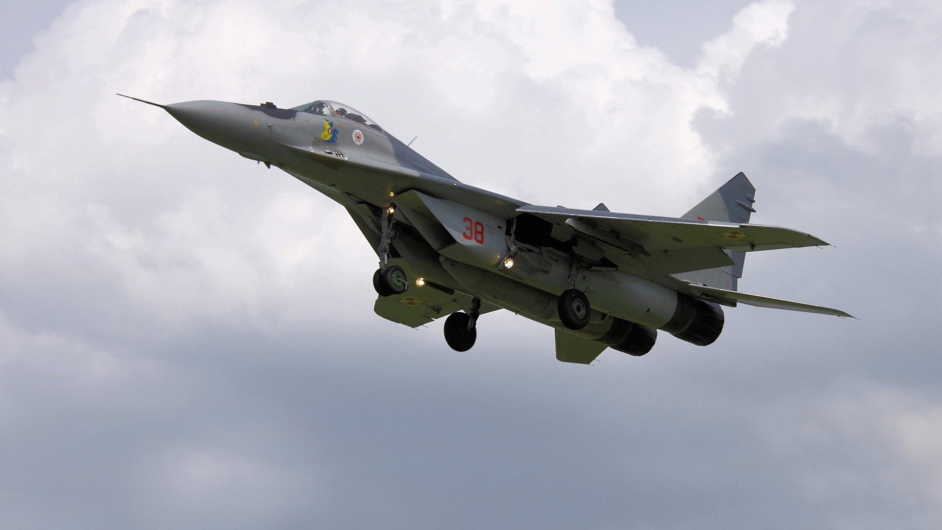 开云sport-快船双塔联手导演战术陷阱，塔图姆从压制到救赎的王者时刻