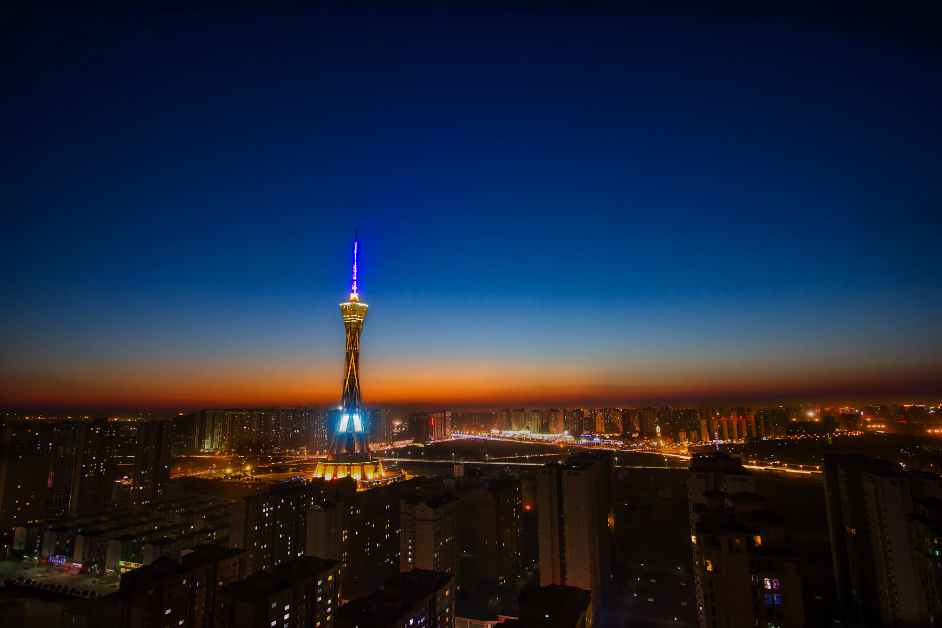 开云体育登录-当决心撕裂夜幕，从安联到甲骨文，伟大瞬间如何炼成